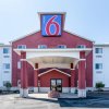 Отель Motel 6 Indianapolis, IN - Southport, фото 1