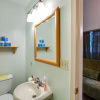 Отель 19MBR - Hot Tub - Sauna - BBQ - Pets Ok - WiFi - Sleeps 10, фото 9