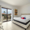 Отель NEW Modern 2 Bedroom Townhome Gold Coast, фото 7