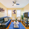 Отель Spacious 2bd/1ba | Ashmont+Parking | 3D TOUR, фото 5
