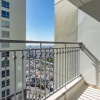 Отель High-floor River-view Apartment, фото 8
