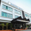 Отель The Borneo Hotel, фото 1