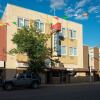 Отель Royal Hotel в Flin Flon