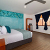 Отель Plaza Luna Suites, фото 4