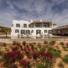 Отель Aura Villa, фото 1