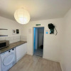 Отель Tropical Apartment, 10 min from Blackpool tower, outside space, sleeps 12, фото 6