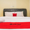 Отель RedDoorz near Titi Bobrok Medan 2, фото 3
