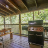 Отель Smoky Mt Sunrise -was Taylors Treasr by Heritage Cabin Renta, фото 8