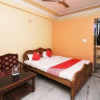 Отель OYO 27934 Hotel Ganga Mahal, фото 2