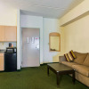 Отель Quality Suites Atlanta Airport East, фото 19