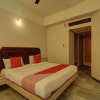 Отель OYO 24579 Flagship Hotel Padmam, фото 24