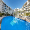 Отель 2 Bdr/Apt/Foxtel/Wifi/Pool/Parking/Spa/Hervey Bay, фото 11