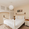 Отель Park End House - Parking Pet Friendly, фото 7