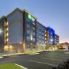 Отель Holiday Inn Express And Suites Charlotte Southwest, an IHG Hotel в Шарлотте