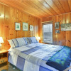 Отель Twin Top Lakefront 6 Br Cabin by RedAwning, фото 4