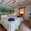 Отель Wesley House Holidays - Choice of 2 Quirky Cottages in 4 private acres, фото 3