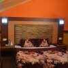 Отель Hilltone Resorts & Spa в Манали