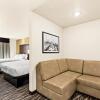 Отель Cobblestone Hotel & Suites - Ottumwa, фото 40