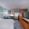 Отель Hampton Inn & Suites Wilmington/Wrightsville Beach, фото 40