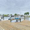 Отель Family-friendly Holiday Townhome With Boat Dock!, фото 18