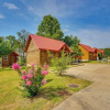 Отель 'antler's Point': Branson Cabin w/ Patio & Hot Tub, фото 8