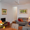 Отель Cosy Erko 2 Bedroom Home on Edge of Sydney City Centre, фото 9