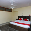 Отель OYO 15858 Hotel Grand Comforts, фото 17