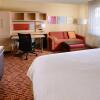 Отель TownePlace Suites by Marriott Galveston Island, фото 6