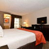 Отель Holiday Inn Express Burlington, an IHG Hotel, фото 4