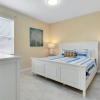 Отель Veranda Home, 8br, 6 En-suites, Lake View,pool/spa 8 Bedroom Villa by Redawning, фото 26
