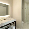 Отель Embassy Suites Louisville Downtown, фото 49