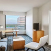 Отель Renaissance Chicago O'Hare Suites Hotel, фото 2