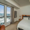 Отель Spacious Apartment - Parking, Gym And Pool Access!, фото 2