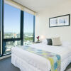 Отель ReadySet Apartments Southbank One, фото 21