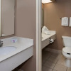 Отель Guest Inn & Suites - Midtown Medical Center, фото 8