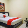Отель RedDoorz Near RS Setiabudi Medan, фото 4