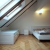 Отель Generous Attic Apartment, фото 4