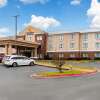Отель Holiday Inn Express Hotel & Suites Pine Bluff, фото 1