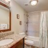 Отель Mountain View Lodge 4 Bedroom Home by Redawning, фото 8