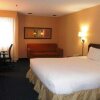 Отель Quality Inn & Suites, фото 3