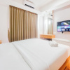 Отель Spacious And Homey Living 3Br At Sky House Bsd Apartment, фото 3