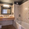 Отель Logis Hotel La Goutte Deau, фото 37