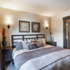 Отель Village View, Townhouse | Fireplace at Parry Peak Lofts (Premium-Rated Condo 106), фото 6