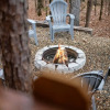 Отель Cabin Creek Fire Pit Hot Tub, фото 12