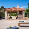 Отель Heated Jacuzzi Pool 5-Bed Villa In Crete, фото 1