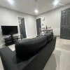 Отель Private Luxury Apartment - Free Parking & Wi-fi, фото 5
