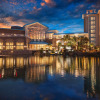 Отель Universal's Loews Sapphire Falls Resort, фото 1