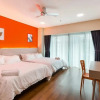 Отель Bright 3 Queen Bed Condo Walk to KL Tower, фото 2