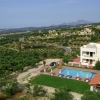 Отель Family Friendly Villa Private Pool, Children's Play Area, Bbq, Spacious Garden, Near Beach, фото 4