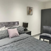 Отель Luxurious 2-bed Apartment in Woolwich, London, фото 1